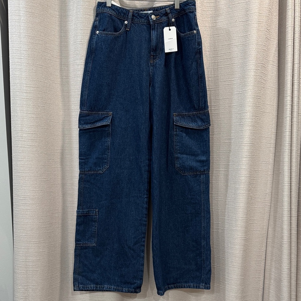Forever 21 Premium Relaxed Fit Straight Wide  Leg Dark Blue Cargo Jean Size 26